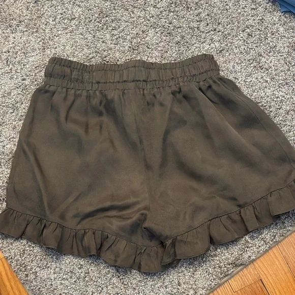 Cinq a Sept High Waist Tova Shorts Size Small - Picture 10 of 10